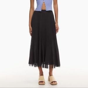 Aritzia Wildfred twirl midi skirt